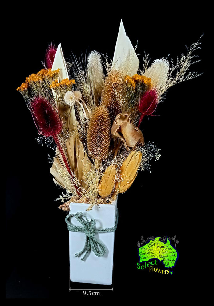 DRIED FLOWERS in CERAMIC VASE